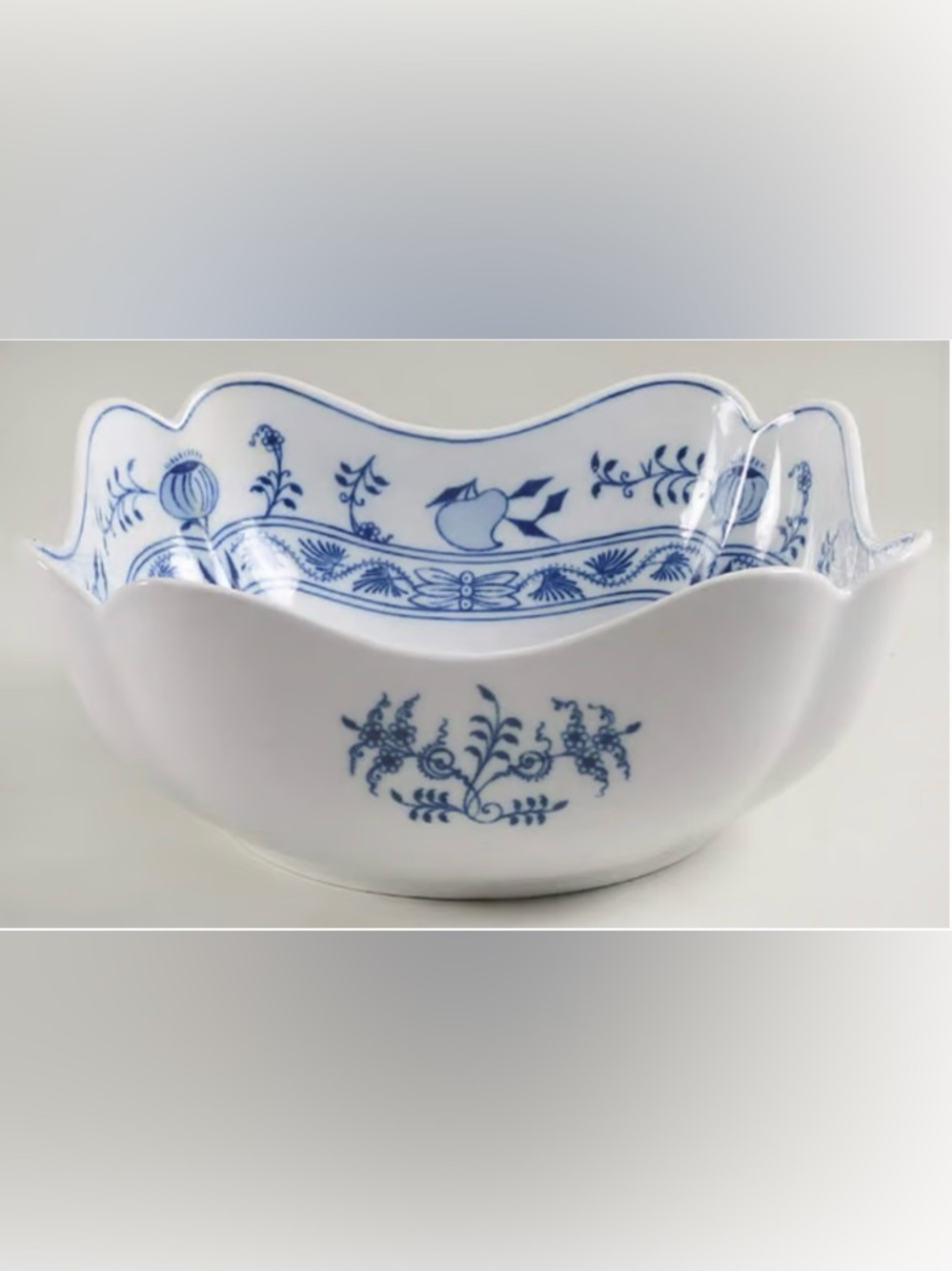 Zwiebelmuster (Blue Onion) Porcelain Square Serving Bowl Czech Republic Dubi